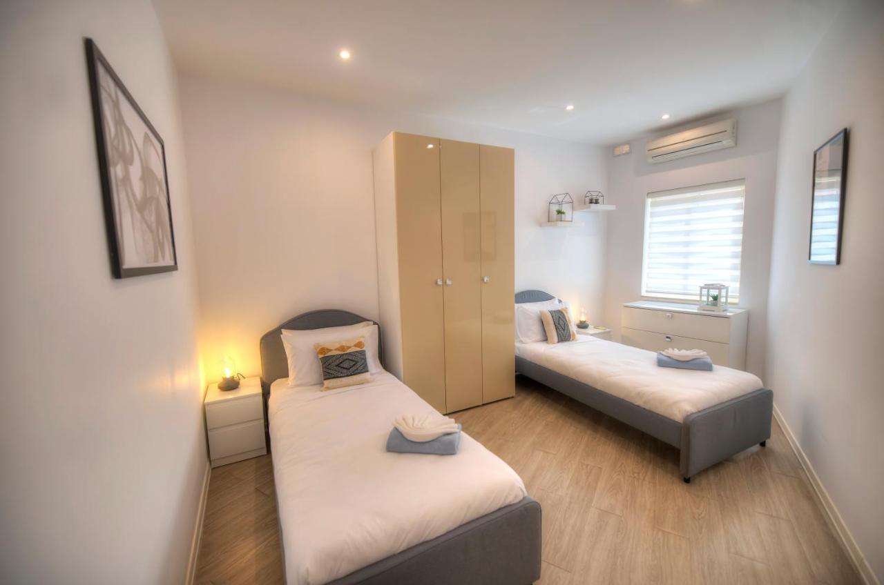 Spacious 4 Bedrooms With Sea View Balcony Goslm-3 Sliema Kültér fotó