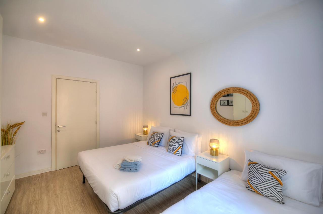 Spacious 4 Bedrooms With Sea View Balcony Goslm-3 Sliema Kültér fotó